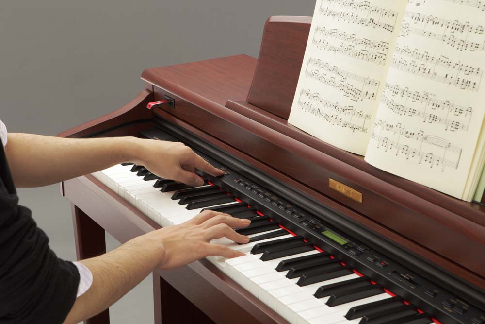 بهترین آهنگ ها برای تمرین در هنگام یادگیری پیانو